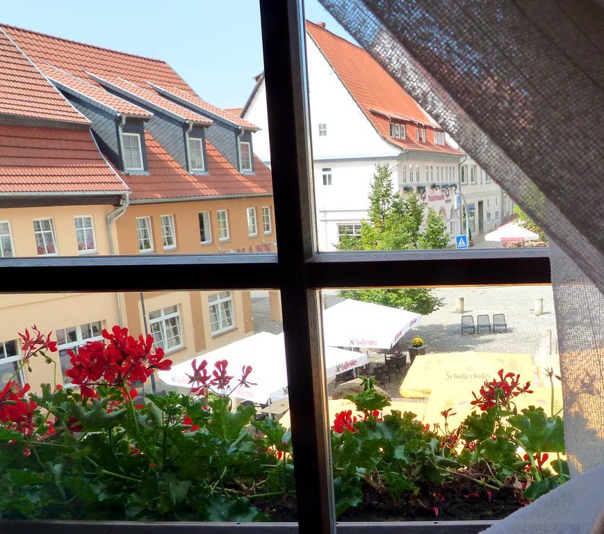 Hotel-Restaurant Thueringer Hof Бад Франкенхаузен Екстериор снимка