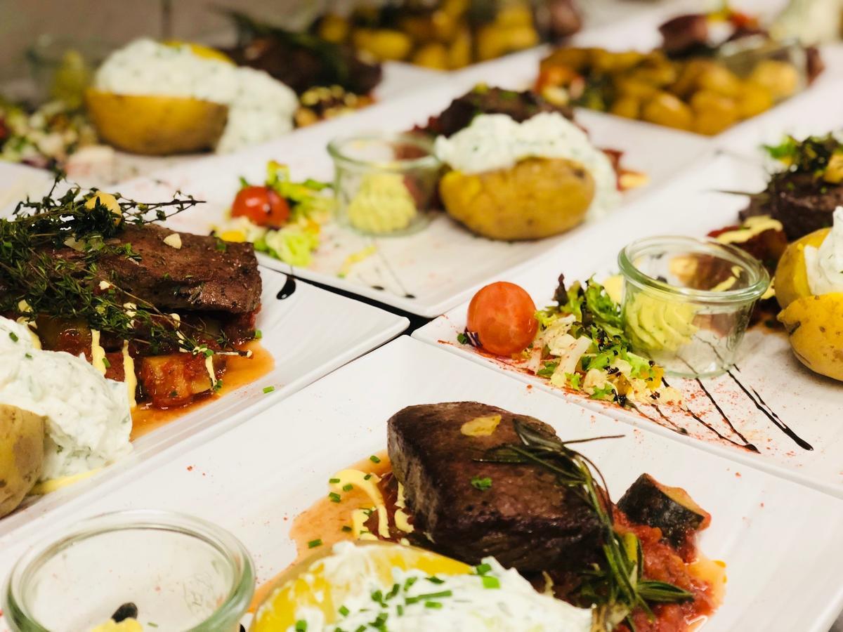 Hotel-Restaurant Thueringer Hof Бад Франкенхаузен Екстериор снимка